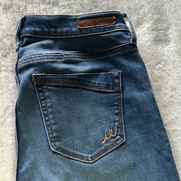 Express jeans/size 2 - Picture 5 of 7